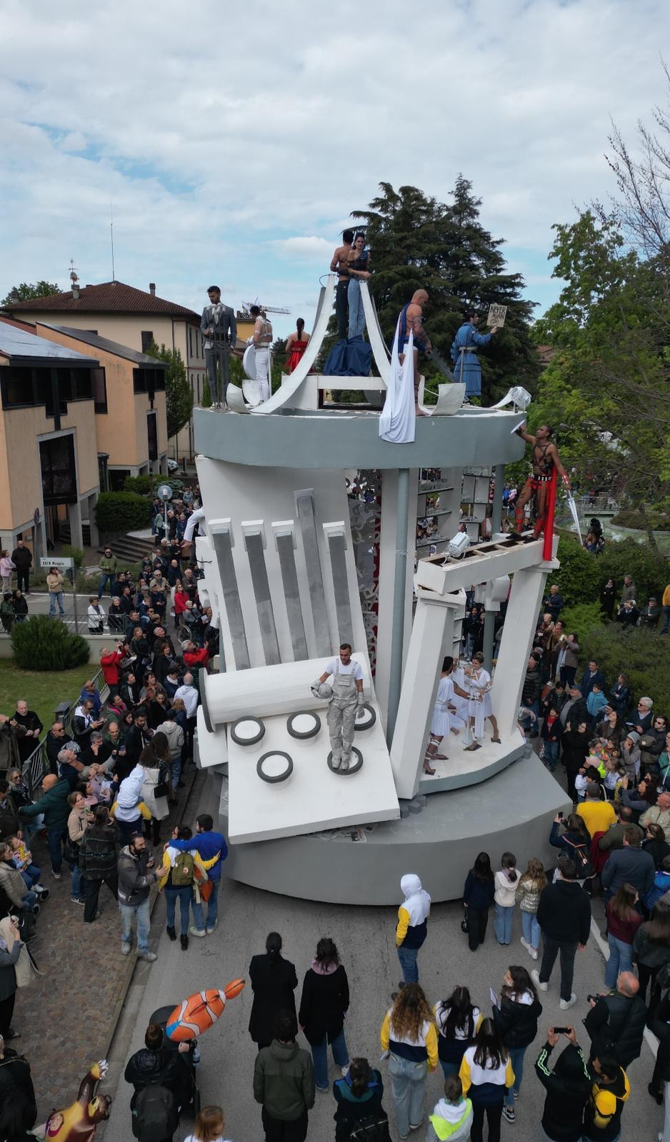 Img BCC24011 Sfilata Carri Gesso Pensiero Casola Valsenio Aprile Maggio 2024 00007