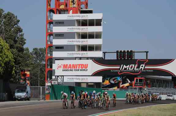 Ciclisti Autodromo Imola GP Fabbi