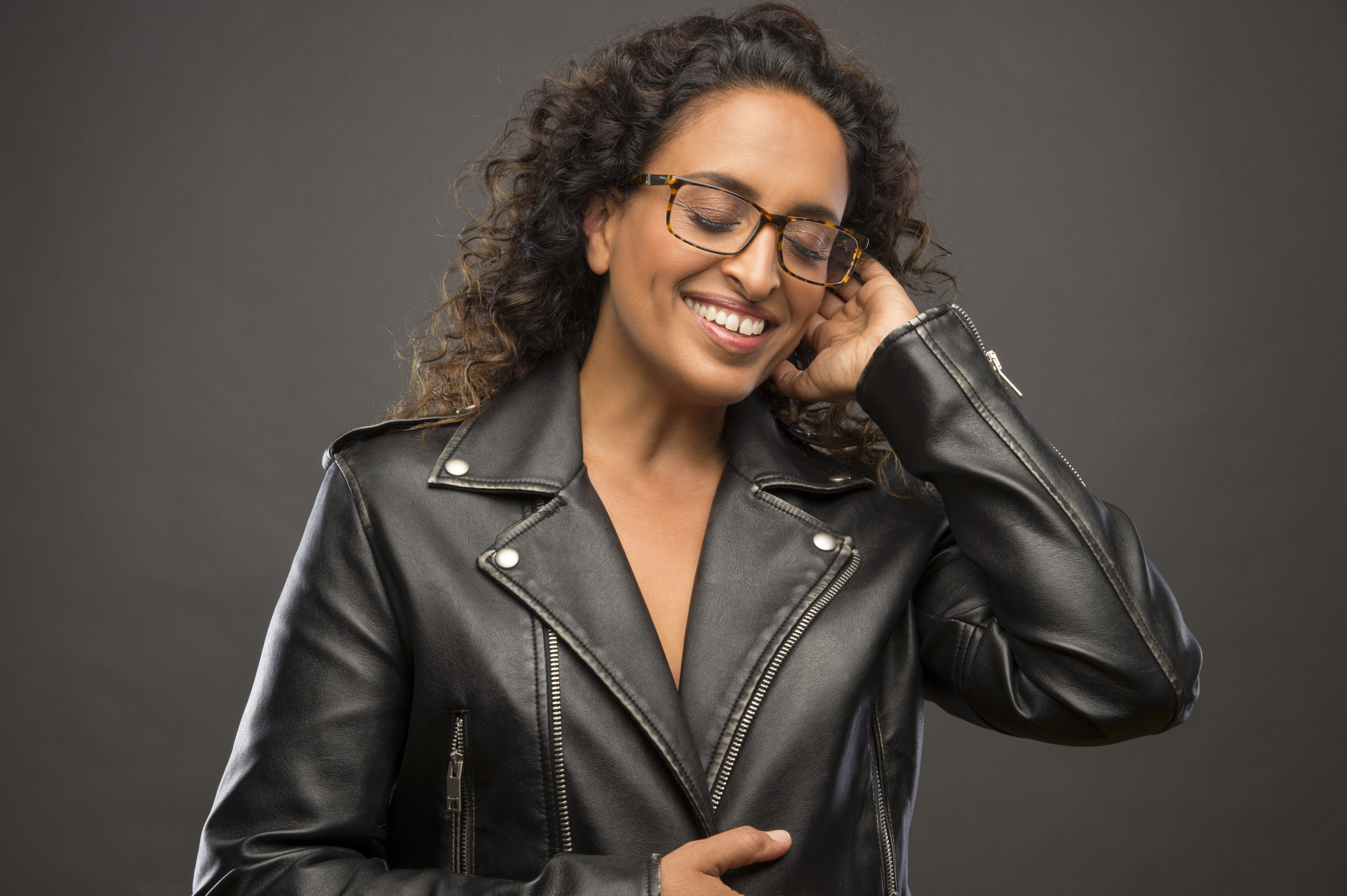 6 02 Noa Ph RONEN AKERMAN H