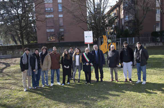 GIOCHI PARCO VIA VOLTA