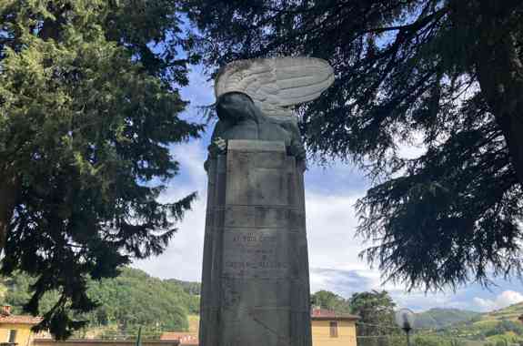 Img BCC24011 Monumento Ai Caduti Raduno Alpini Casola Valsenioimg