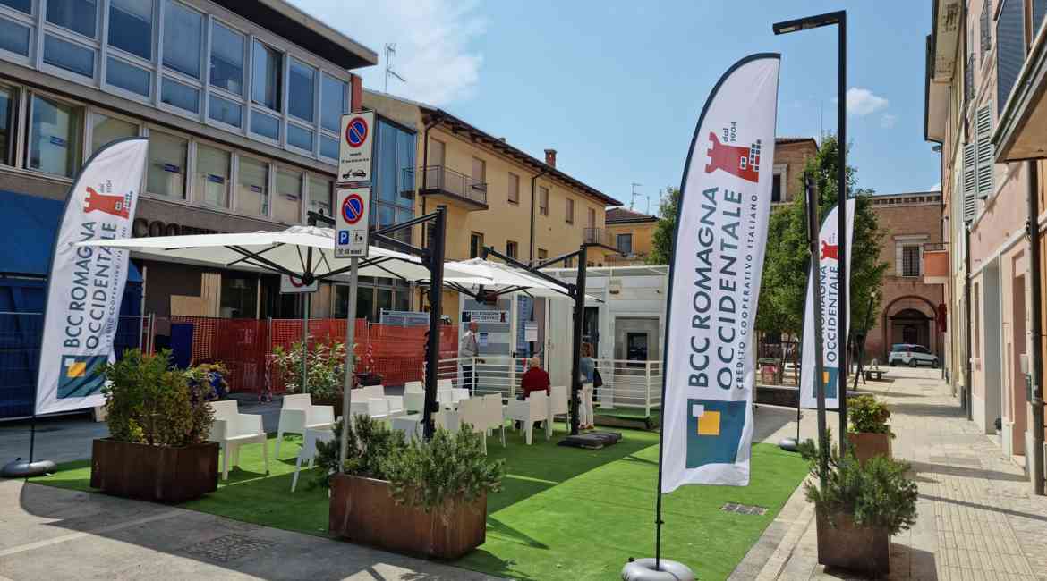 Filiale Mobile Castel Bolognese Frontale